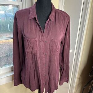 Rock & Republic silky button down distressed soft fabric long sleeves size Med
